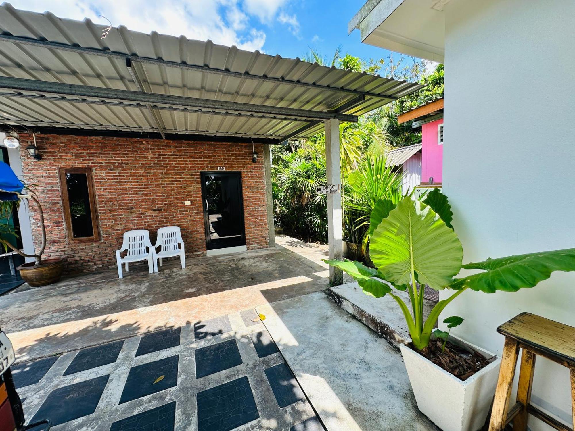 Koh Jum Bungalow & Hostel Luaran gambar