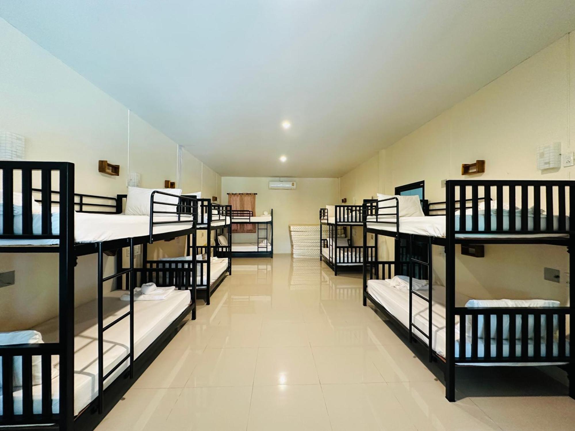 Koh Jum Bungalow & Hostel Luaran gambar