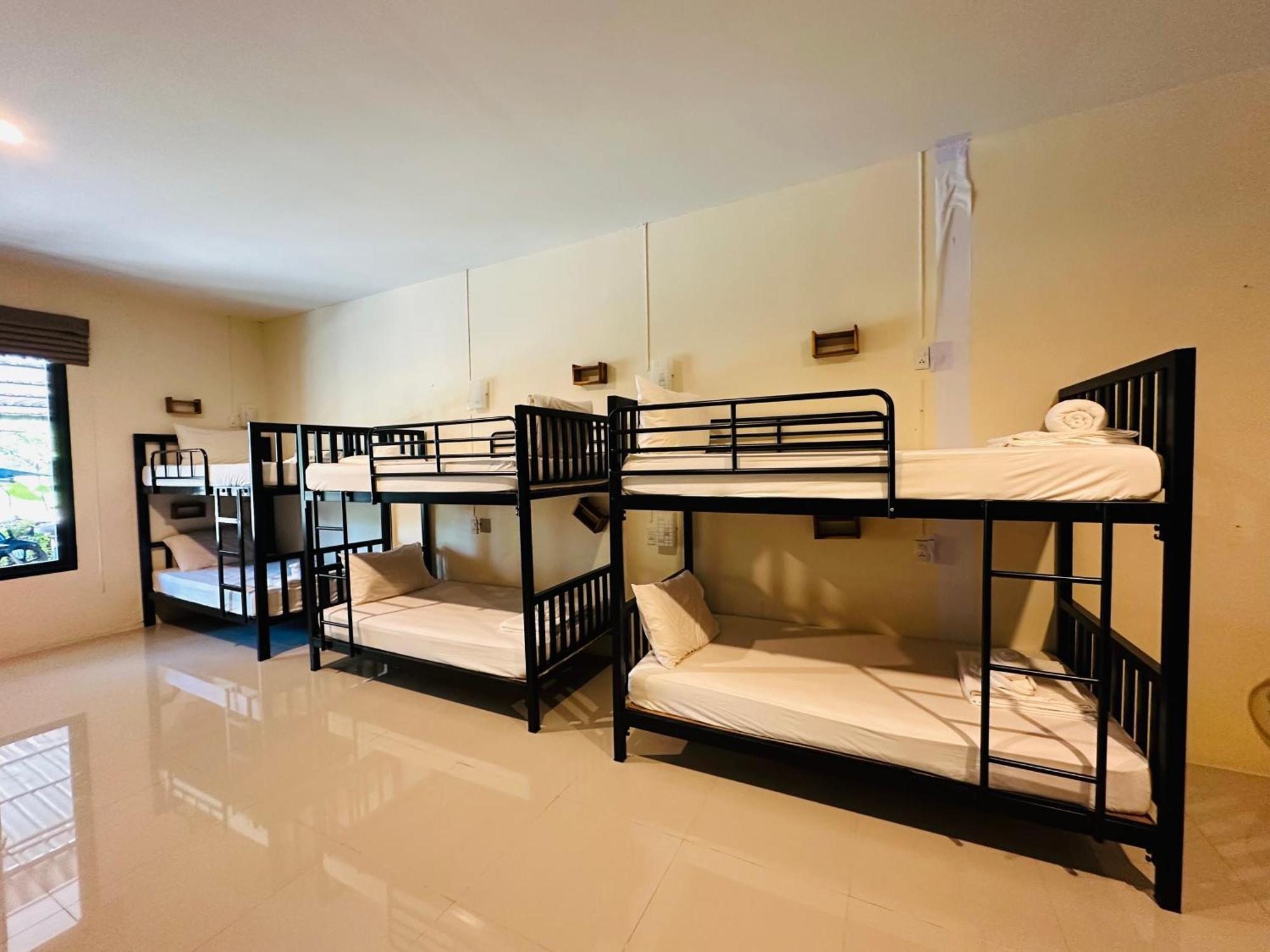 Koh Jum Bungalow & Hostel Luaran gambar