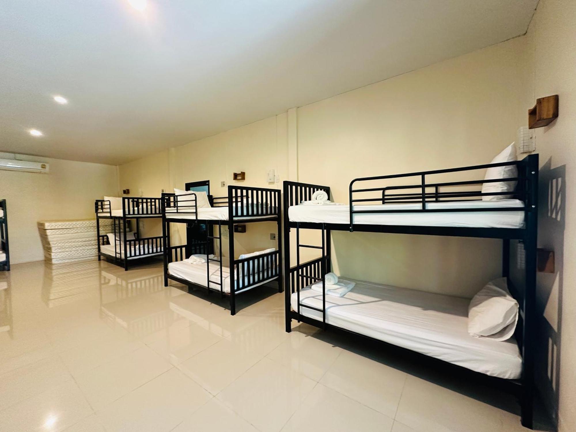 Koh Jum Bungalow & Hostel Luaran gambar