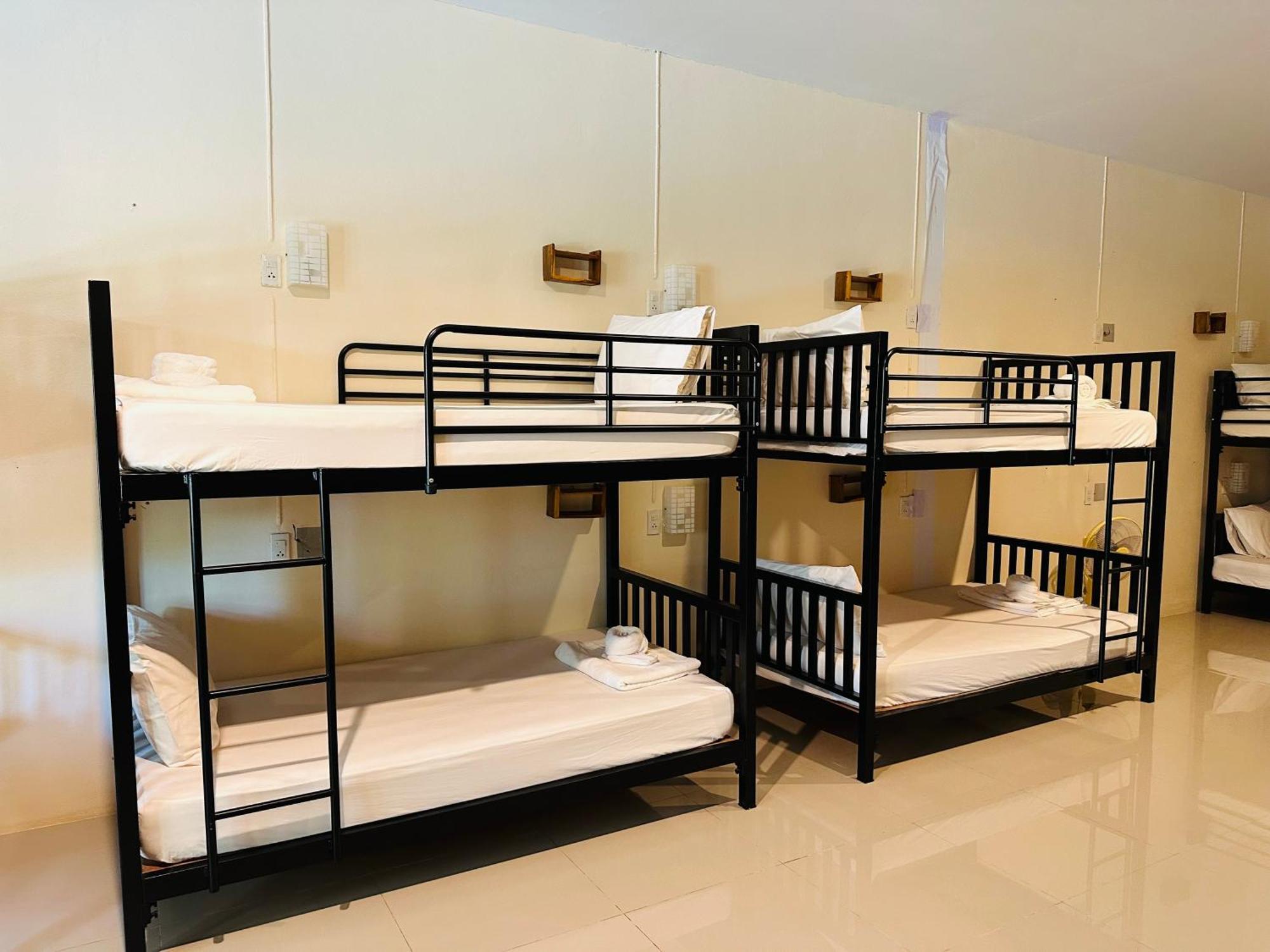 Koh Jum Bungalow & Hostel Luaran gambar