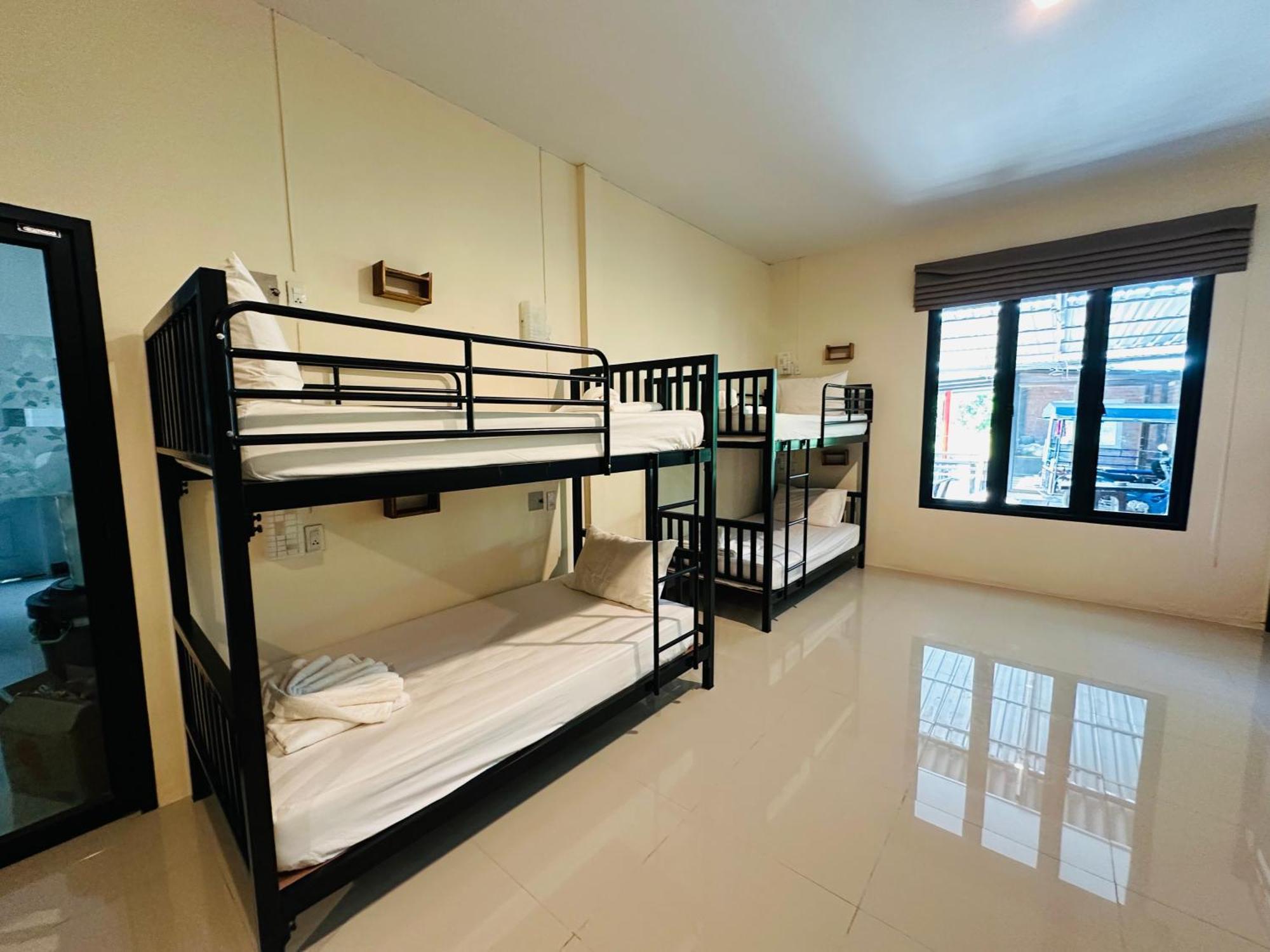 Koh Jum Bungalow & Hostel Luaran gambar