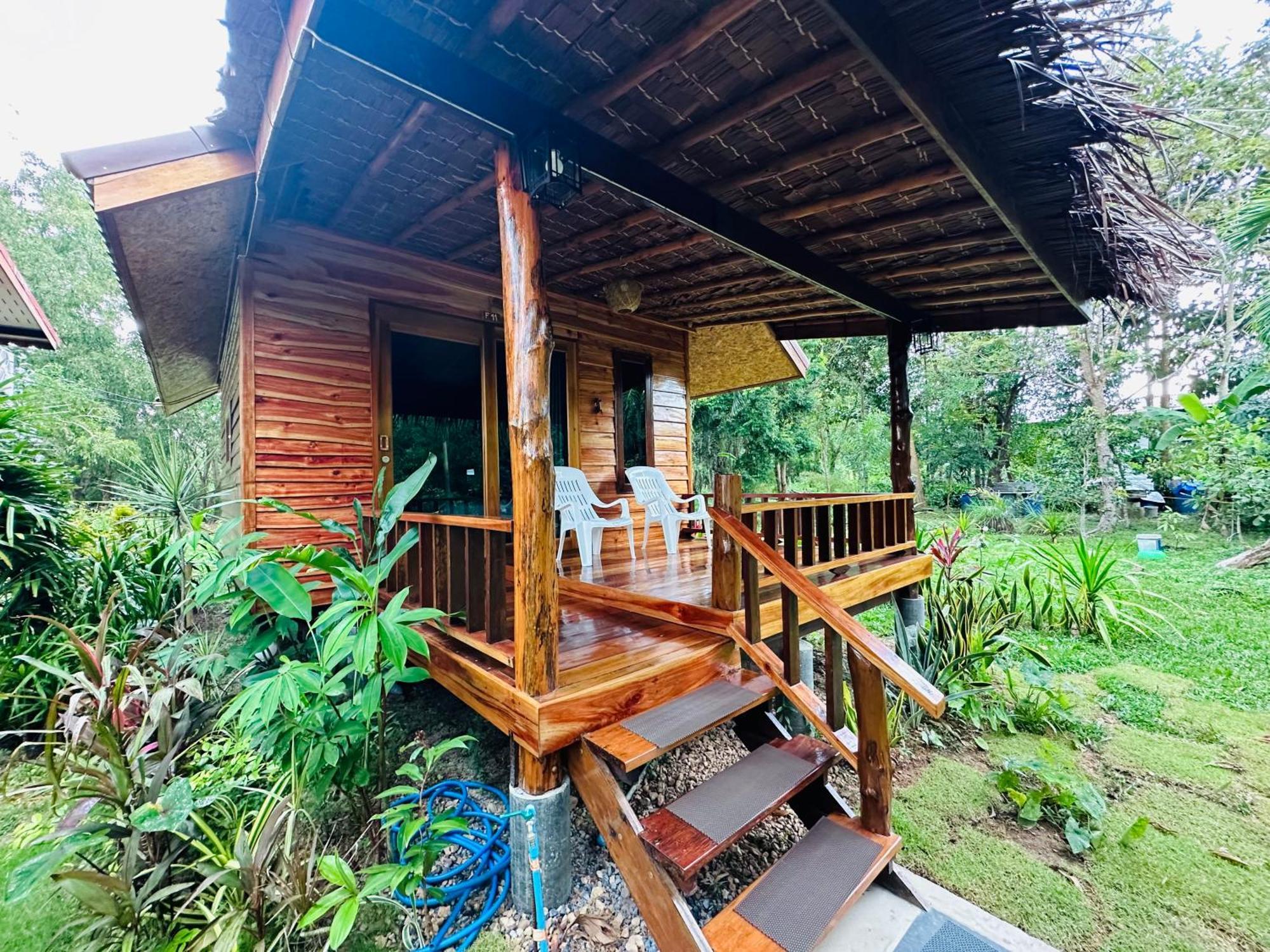 Koh Jum Bungalow & Hostel Luaran gambar