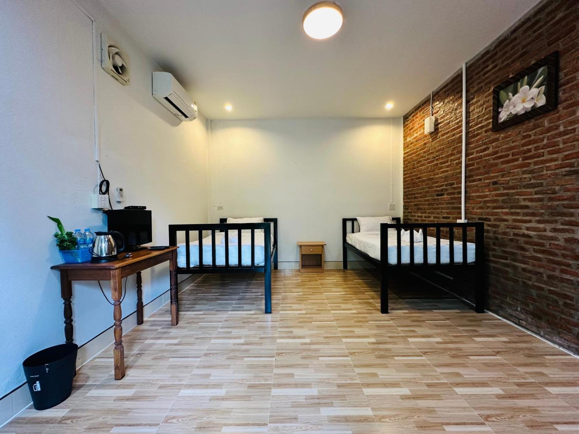 Koh Jum Bungalow & Hostel Luaran gambar